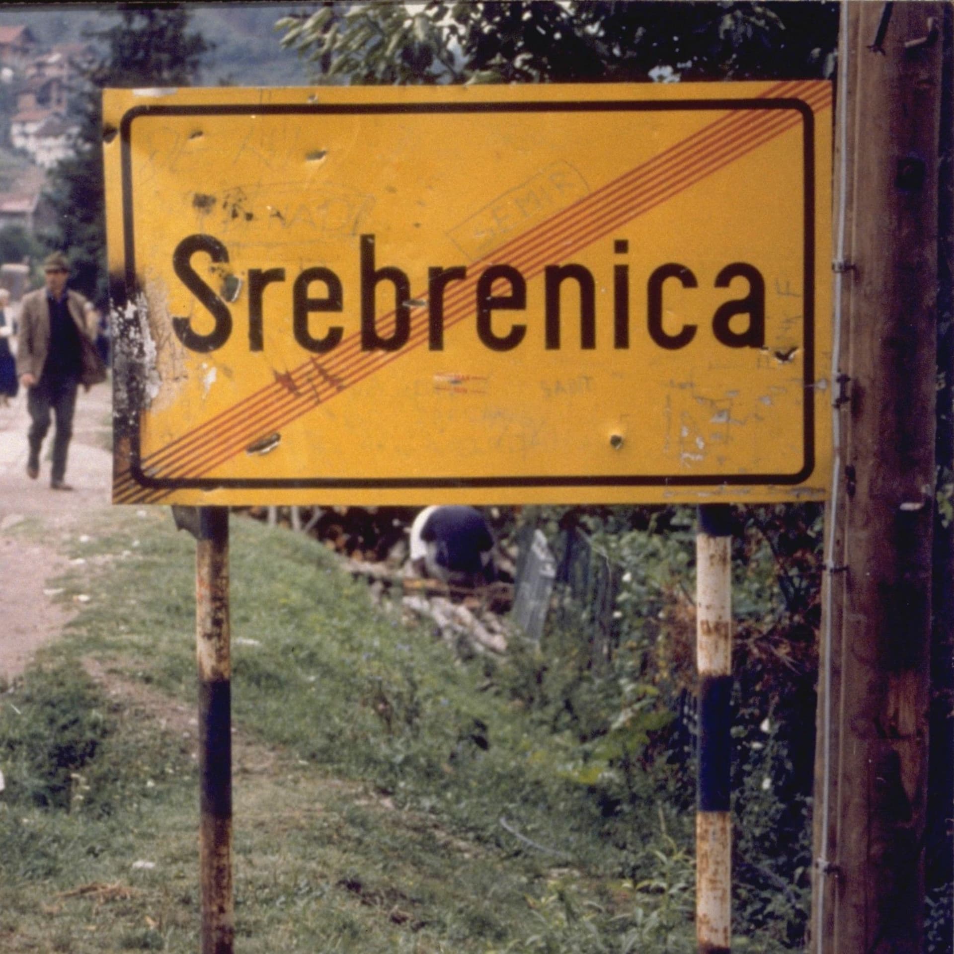 Speaking Out - Srebrenica - Episode 1: Entering the enclave