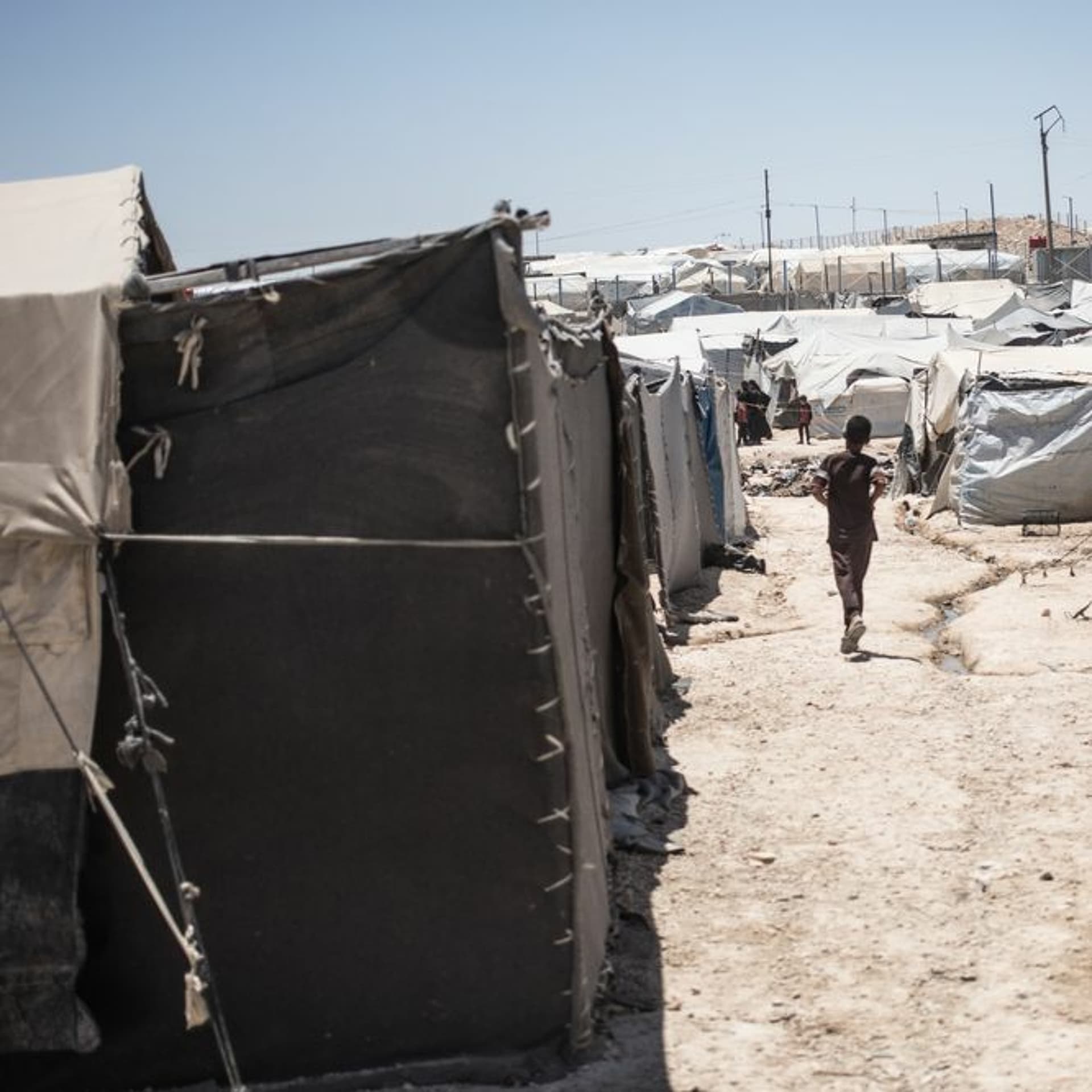 Special episode: "Between Two Fires" - Danger and Desperation in Al-Hol