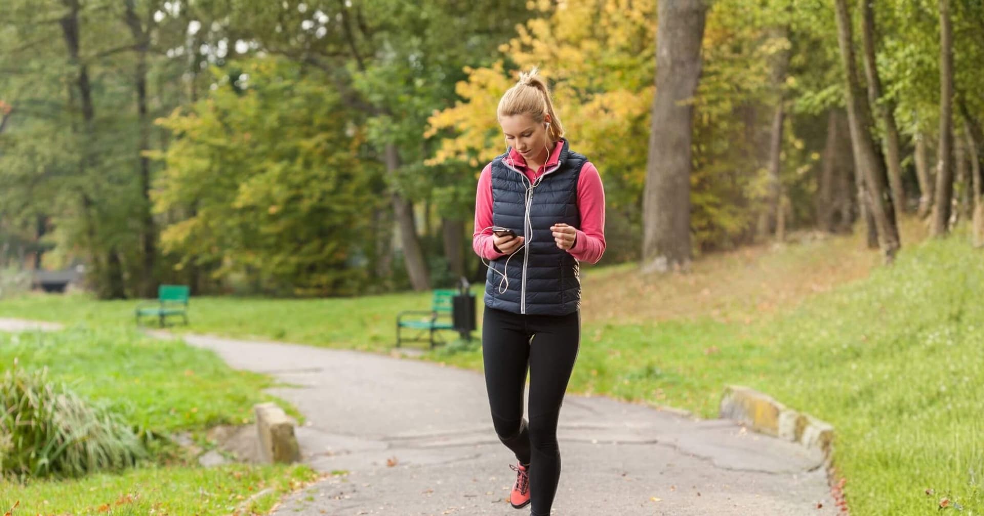 How to Listen to Health Podcasts: Apps, Devices, and Everything You Need to Know