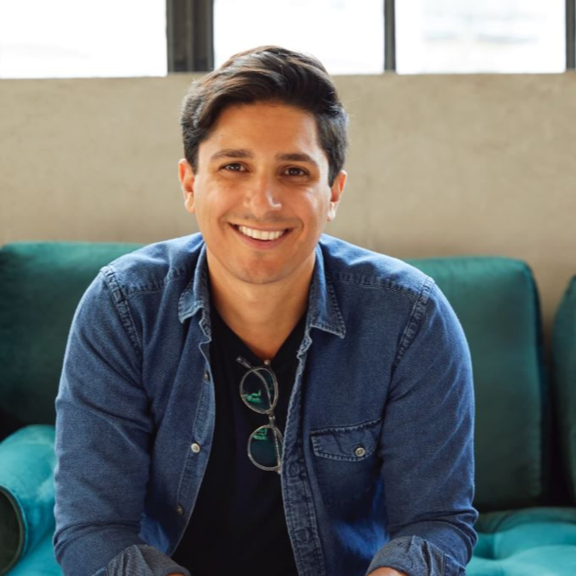 Andrew Dudum, Hims & Hers, on disrupting healthcare by reimagining the patient experience